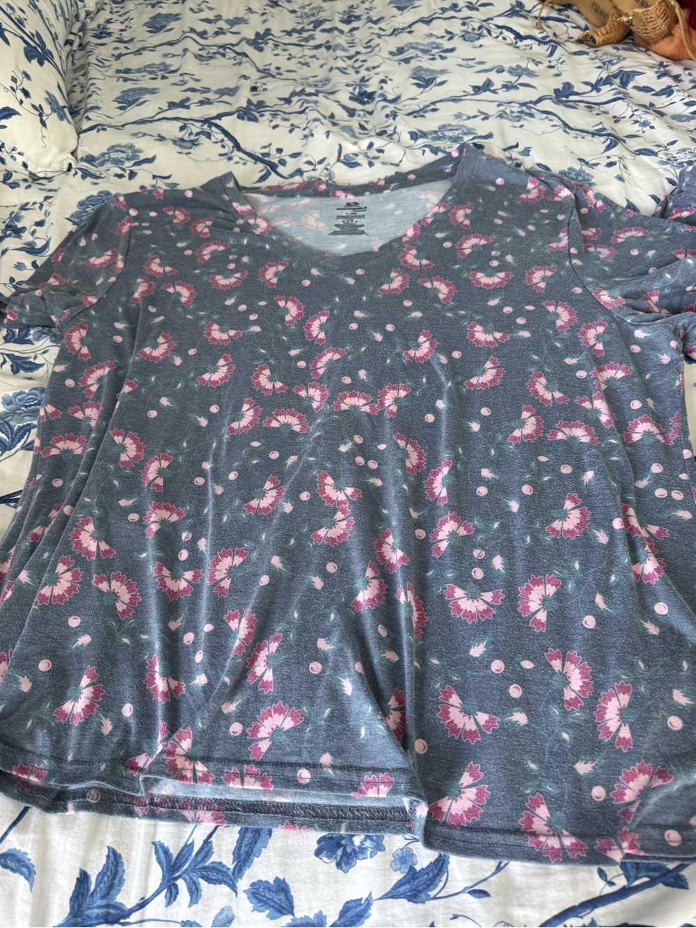 Fruit of the Loom Gray V-Neck Sleep Top with Pink Floral Print